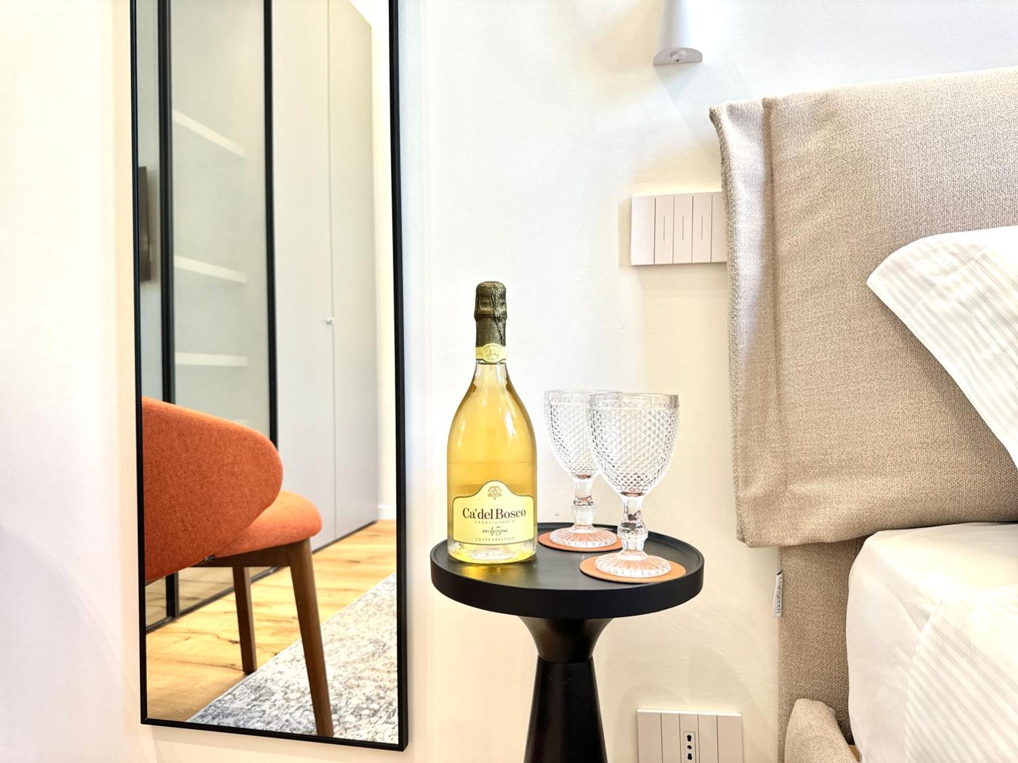 Savoy Luxury Apartment City Center 토리노 외부 사진